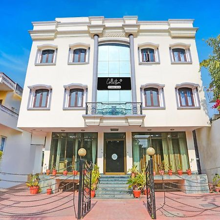 Super Collection O Bani Park Near Collectorate Circle Formerly Anuja Palace 자이푸르 외부 사진